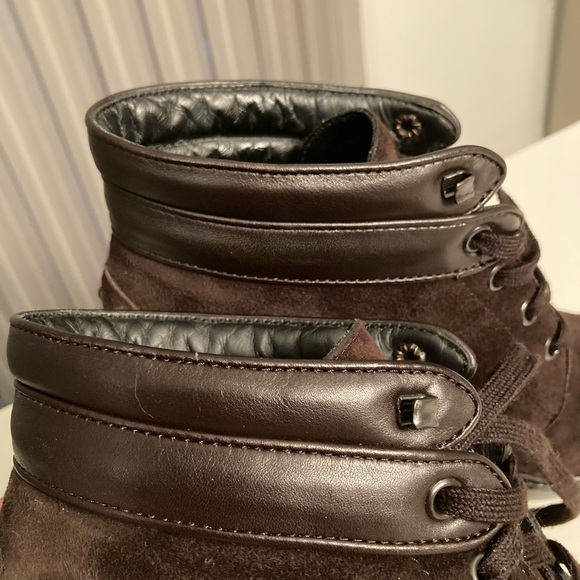 Authentic Tod’s Italian ankle booties, chocolate suede, leather trim, size 38,5 - Picture 11 of 13